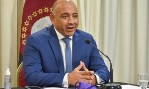 Dib Ashur anuncia medidas económicas para pymes y autónomos