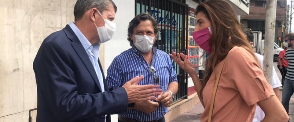 Estamos obligados a distinguir entre ‘restrictivo’ y ‘autoritario’