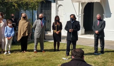 Para disgusto de los güemesianos, Sáenz llama a Roberto Romero ‘el padre de la patria chica’