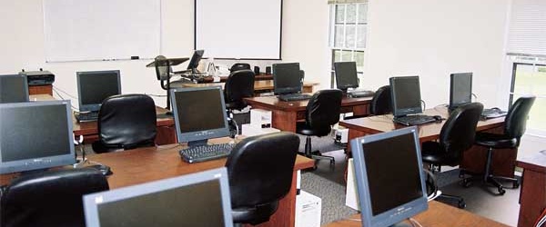 El gobierno nacional crea el plan Aprender Conectados de alfabetización digital en escuelas