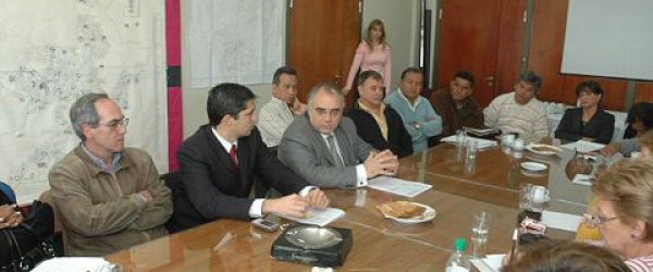 El gobierno de Salta acuerda un aumento de los salarios en un 25% para 2015