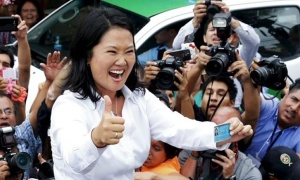 Keiko Fujimori gana la primera vuelta en las elecciones en Perú