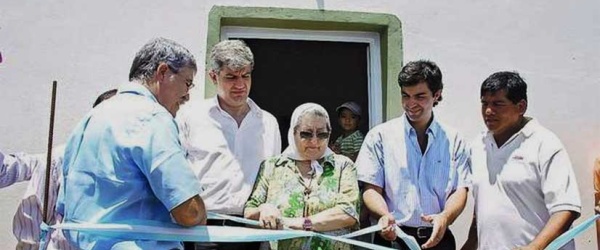 Urtubey critica el golpismo de su exaliada Hebe de Bonafini