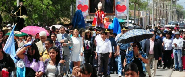 Miguel Isa participa en las fiestas patronales de San Carlos