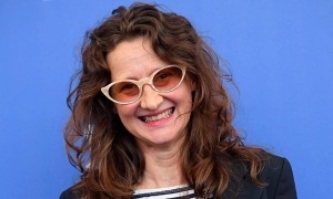 Salta adeuda a Lucrecia Martel lo que Calzada de Calatrava ha dado a Almodóvar