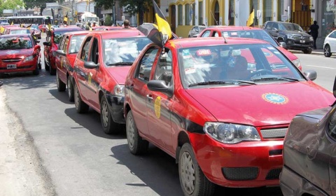 El juez Domínguez restringe el derecho a manifestarse aplicando el nuevo Código Civil