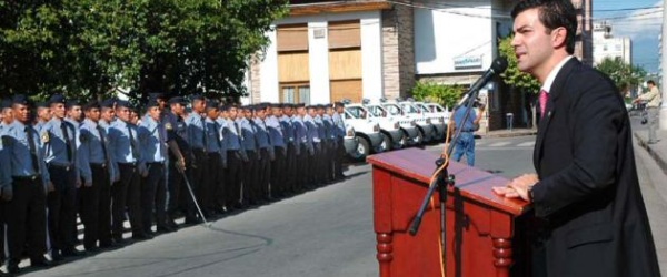 Urtubey duplica el número de policías en solo cinco años