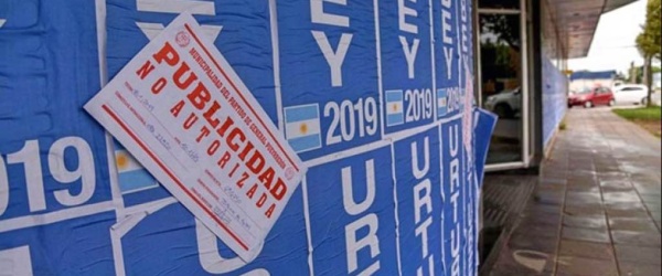 Un intendente bonaerense pretende que los salteños paguen los daños por la publicidad ilegal de Urtubey