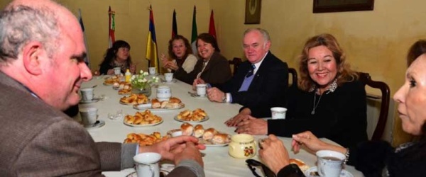 La Dirección de Asuntos Extranjeros estrena nuevas oficinas en la Casa de Moldes