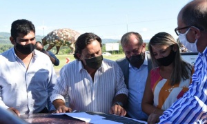 El gobernador Sáenz recorre la zona en la que se construirá el nuevo puente de Vaqueros