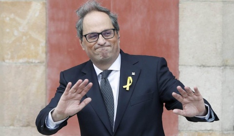La política, dominada por el impulso de ser diferente a los demás por nuestro lugar de nacimiento