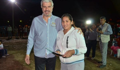 Zottos participa en Orán de la inauguración de obras 'que no se ven'