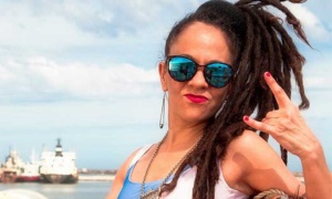 Recital de La Bersuit y Miss Bolivia en el concurso 'Vamos las bandas'