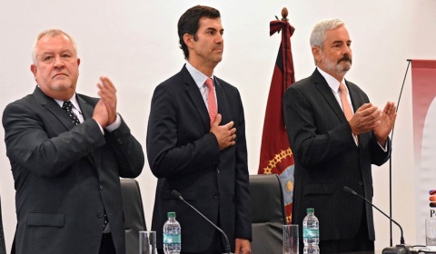 Urtubey incumple su propio decreto, al renovar a Samsón y Catalano antes de que se produzcan las vacantes