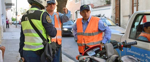 Detenido en Salta un motociclista que conducía de forma imprudente sobre una acera