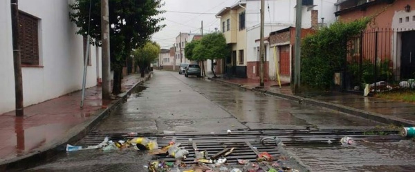 La basura y la lluvia, una historia de nunca acabar en Salta