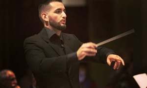 El salteño Agustín Eckhardt, dirige hoy a la Orquesta Sinfónica de Salta
