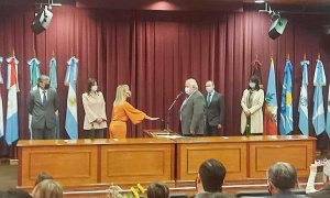 María Luján Pérez del Cerro jura su nuevo cargo de Jueza del Trabajo
