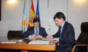 El Gobierno de Salta firma en Madrid un memorando de entendimiento con el INAP