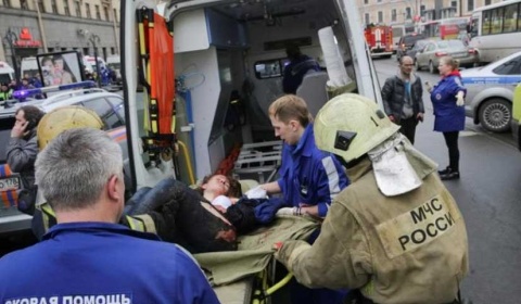 Al menos diez muertos por dos explosiones en el metro de San Petersburgo