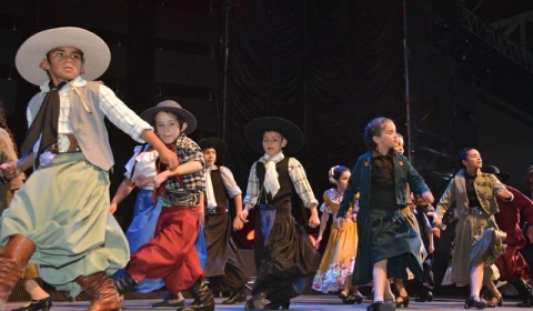 Aprendizaje infantil en el ciclo 'Miércoles de Folklore'