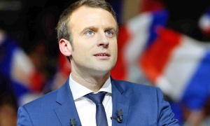 Macron es verbo, no aumentativo