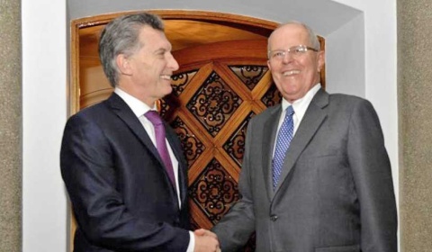 Macri arriba a Lima para asistir a la asunción de Kuczynski
