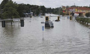 Estados Unidos: Seis muertos y más de 20 mil afectados por las intensas lluvias