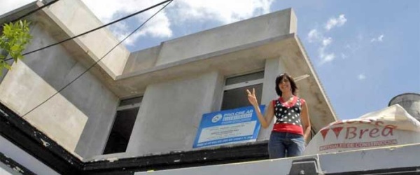 Inspectores municipales de Salta a la caza de una obra ilegal en Barrio Alto La Loma