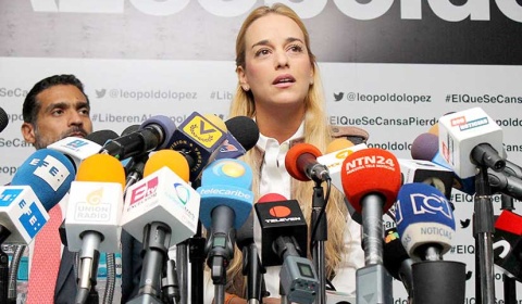 La esposa de Leopoldo López dice que el régimen de Maduro quiere matarla