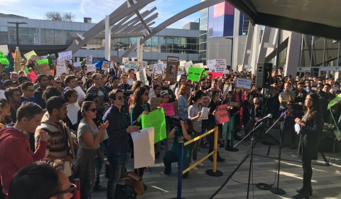 Empleados de Google en todo el mundo salen a la calle para protestar contra Trump