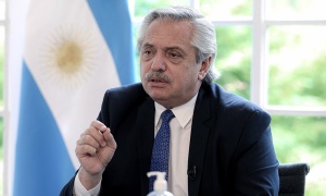 Cuando hay dos comandantes, manda el desorden
