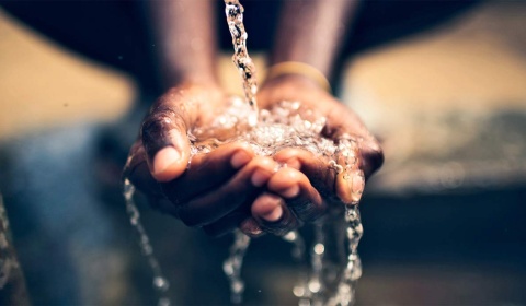 La humanidad necesita agua