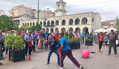 Una forma discutible de promocionar el boxeo amateur en Salta