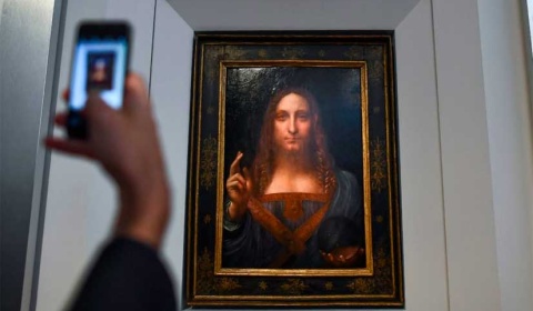 'Salvator Mundi' de Leonardo da Vinci se vende por 450M de dólares, récord en una subasta