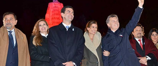 El presidente Macri participa en la Guardia bajo las Estrellas en honor a Güemes