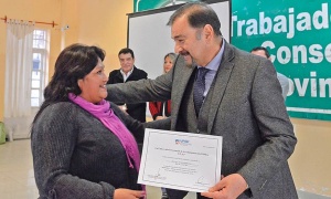 El think tank que llevó a Urtubey al poder ahora forma a peluqueros y mecánicos de motos