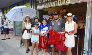 Promoción turística y cultural de Salta en el festival de Cosquín