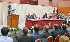 Urtubey da un nuevo giro populista al anunciar la creación de un Ministerio de la Primera Infancia