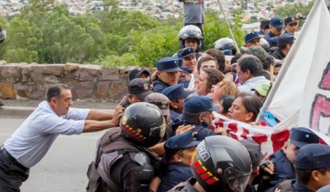 Búsqueda de personas y manifestaciones populares