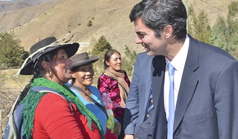 La obra pública, al rescate de un gobierno en retirada