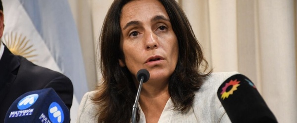 La ministra Medrano informa sobre las condiciones para acogerse al programa Regreso a Casa