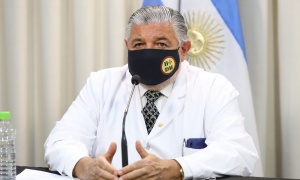 El ministro Esteban, positivo por coronavirus