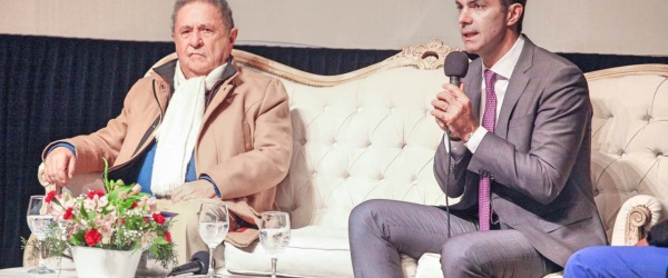 Duhalde desaira a Urtubey al proclamar a Lavagna como su candidato a Presidente