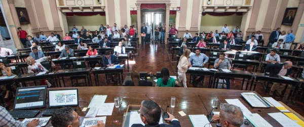 La Legislatura y el gobierno de Salta se inventan el 'poder de retoque constituyente'