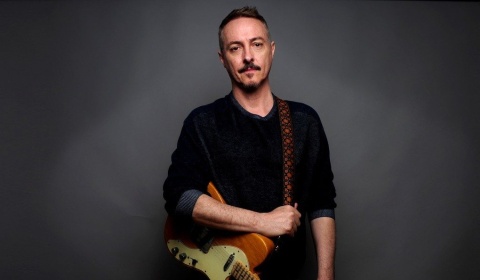 Pedro Aznar presenta 'Resonancia 35 años Íntimo' en el Teatro Provincial de Salta