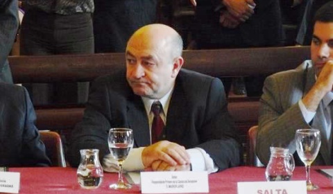 Cuando Urtubey está ausente, sus ministros huyen de Salta