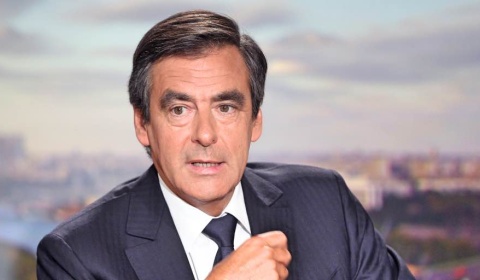 François Fillon, finalmente imputado por desvío de fondos públicos