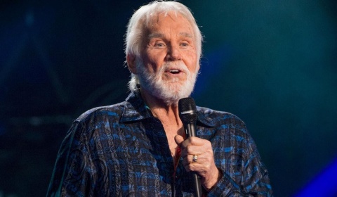 Kenny Rogers, la leyenda de la música country, muere a los 81 años
