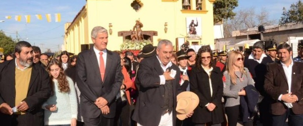 El vicegobernador Andrés Zottos asiste a las fiestas patronales de El Galpón